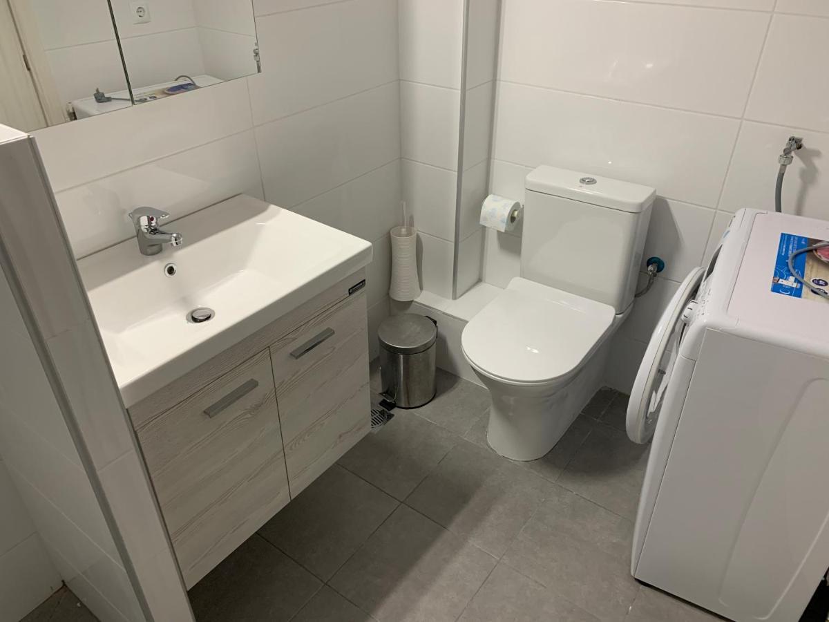 Apartment 30M From The Sea Tesalonika Bagian luar foto