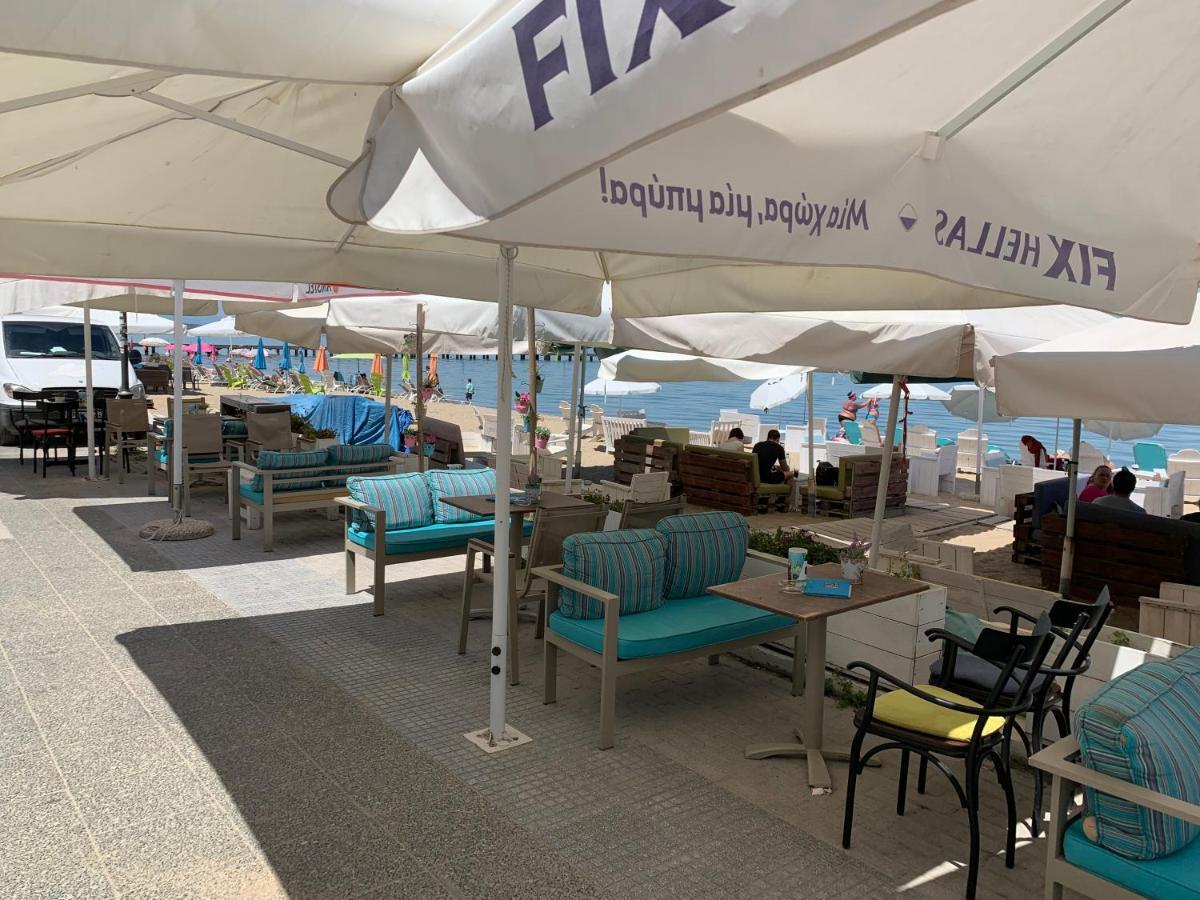 Apartment 30M From The Sea Tesalonika Bagian luar foto